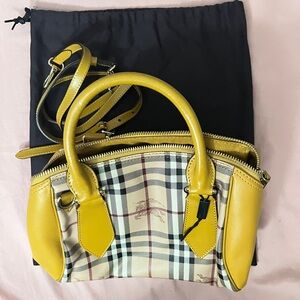 vintage Burberry Haymarket Yellow and Plaid Satchel doctor shoulder bag